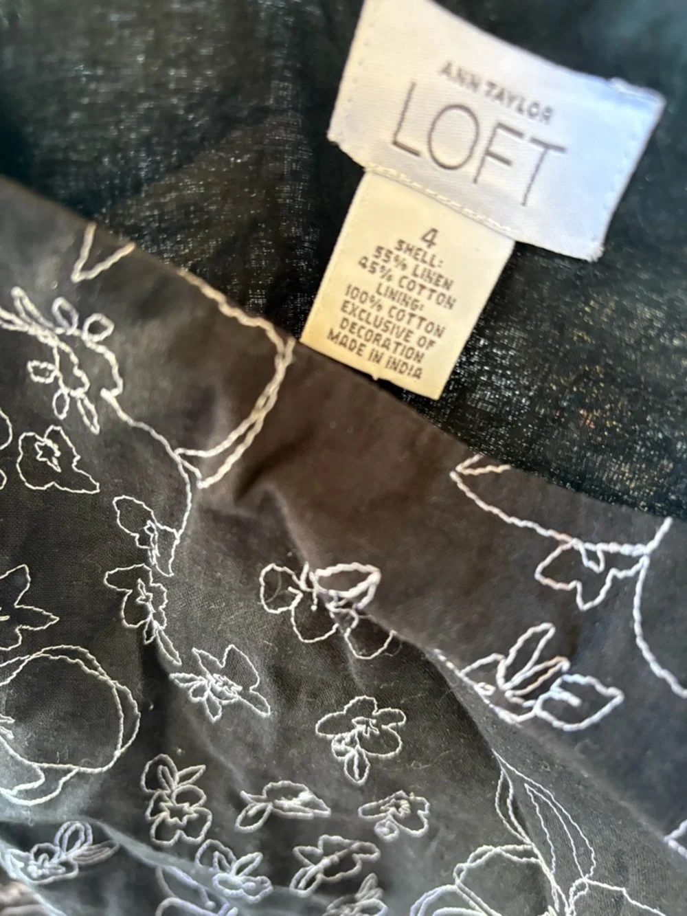 Ann Taylor Loft embroidered floral top - Picture 3 of 3